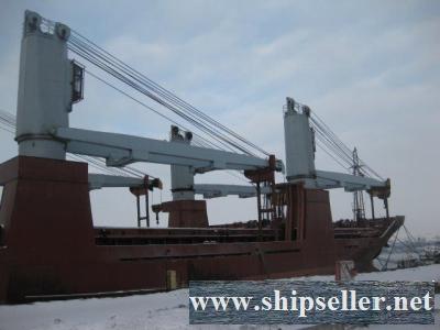287 . Multifunctional geared cargo vessel 4200 t.