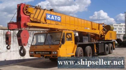 Yeahwebs Construction Machinery Co. Ltd sell cheap japan crane used tadano kato crane